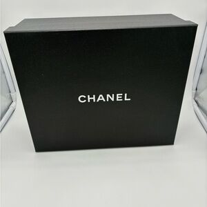 Chanel Black white shoe Box